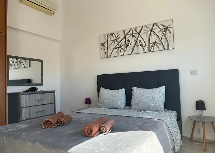 Apartament Sun Julz - Queens Gardens Pafos